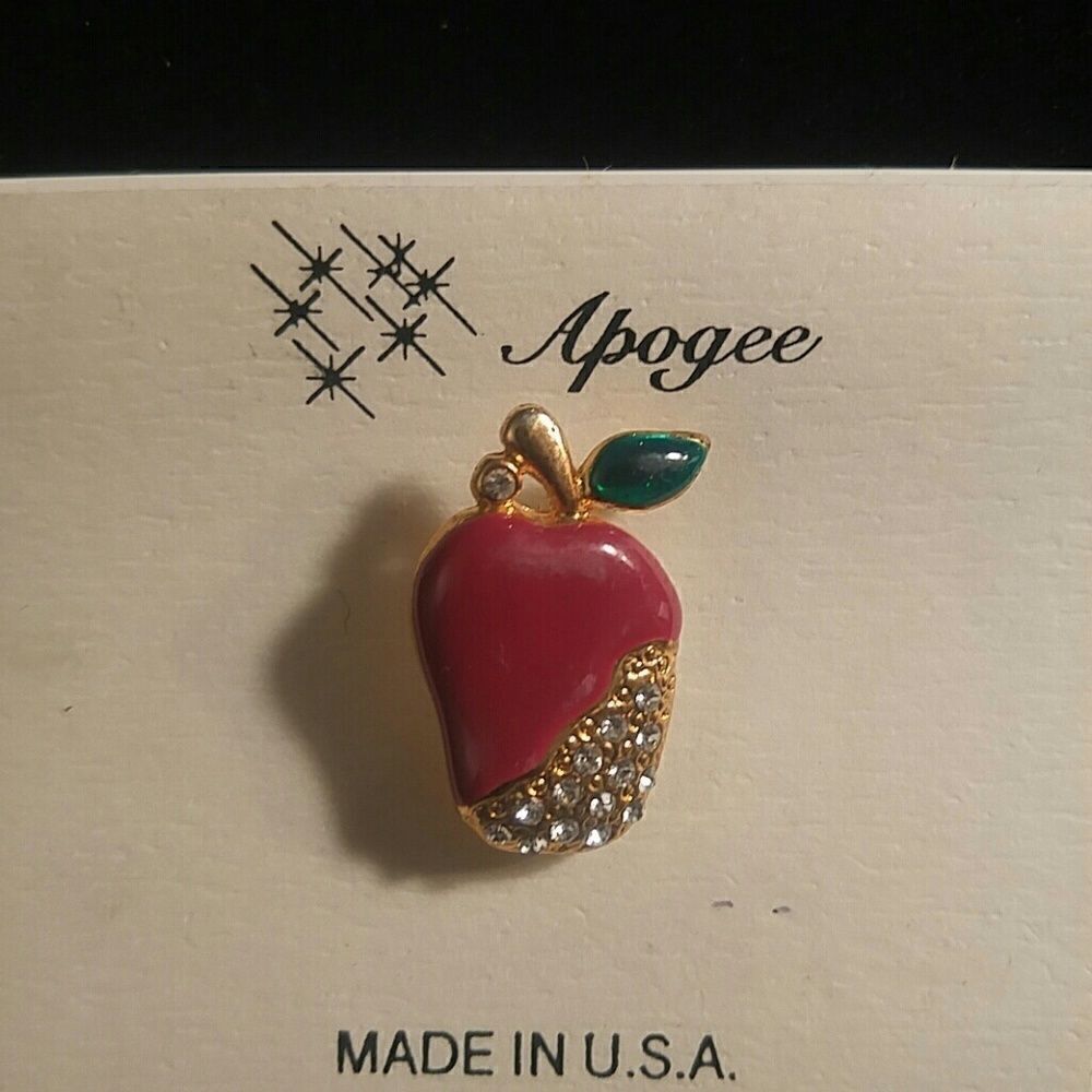 APOGEE GOLD& BURGUNDY WITH GREEN STONE PIN